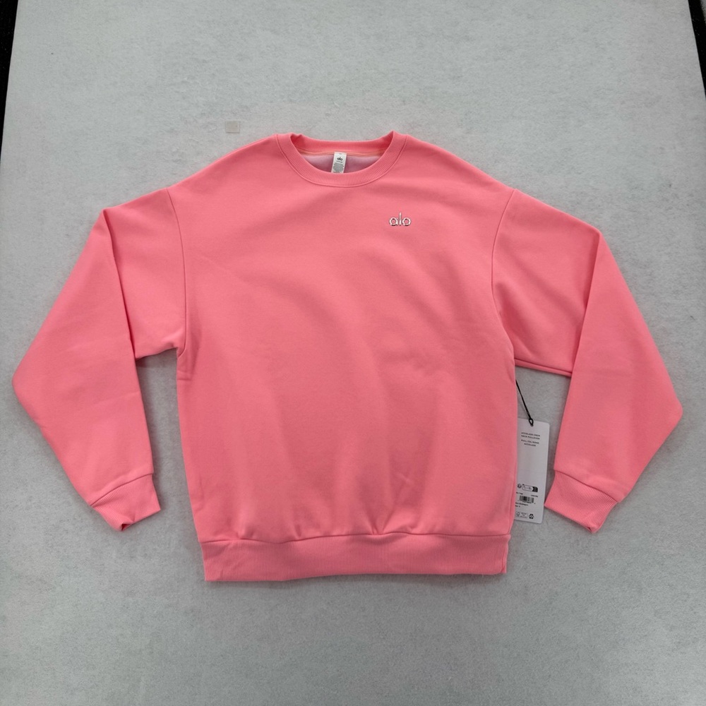 NWT - ALO Yoga Neon Bubblegum Accolade Crew Neck Pullover‎ Size Small